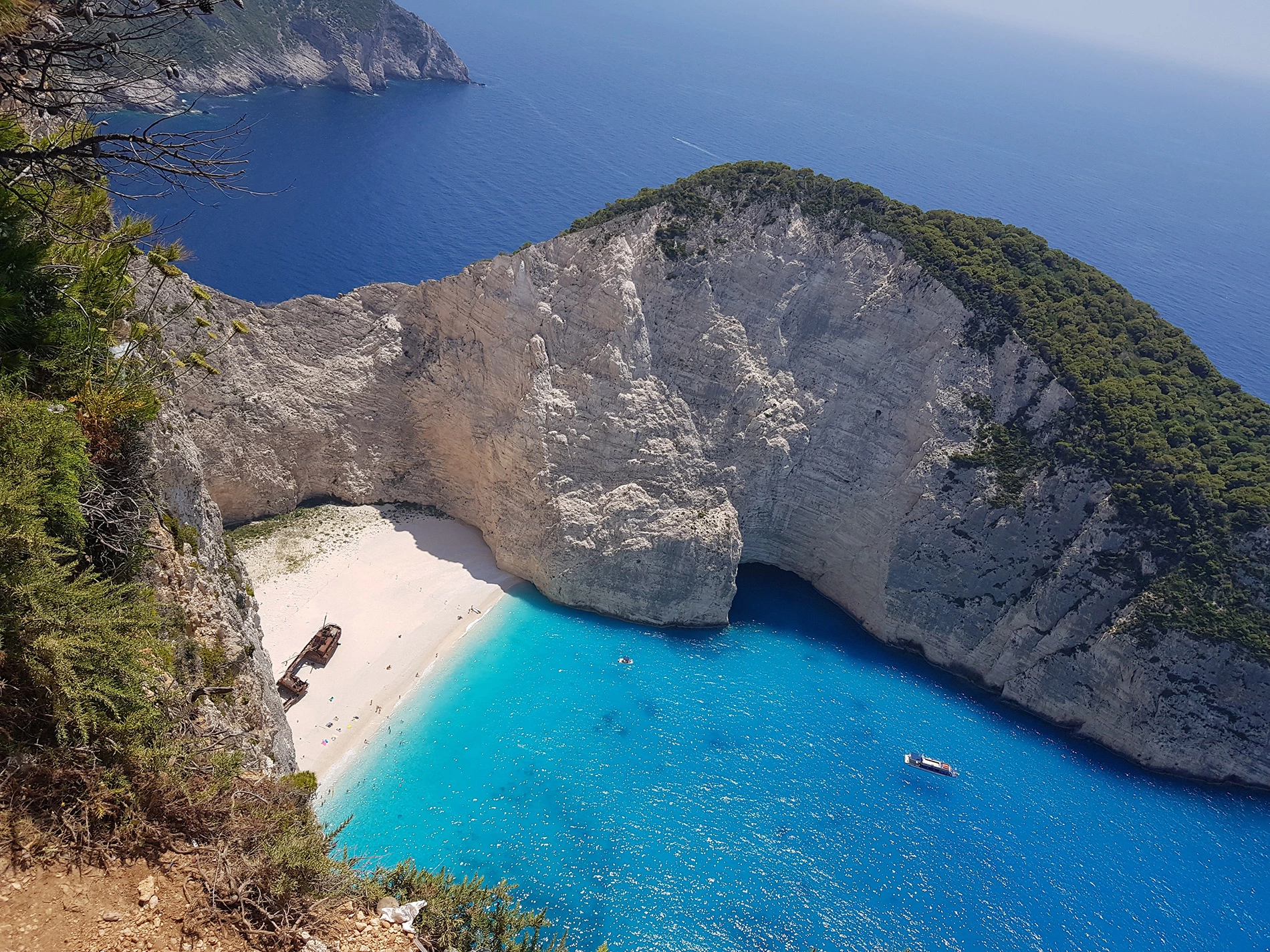 ΚΡΟΥΑΖΙΕΡΑ ΣΤΗΝ ΖΑΚΥΝΘΟ